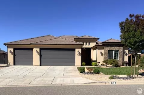 851 N SAGE CREST DR, Washington, UT 84780