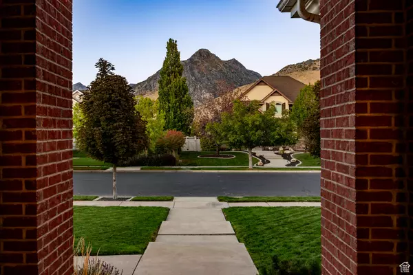 Cedar Hills, UT 84062,4229 W SANDALWOOD DR