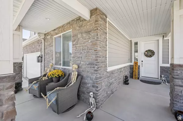 Herriman, UT 84096,13316 S CARMEN OAK DR