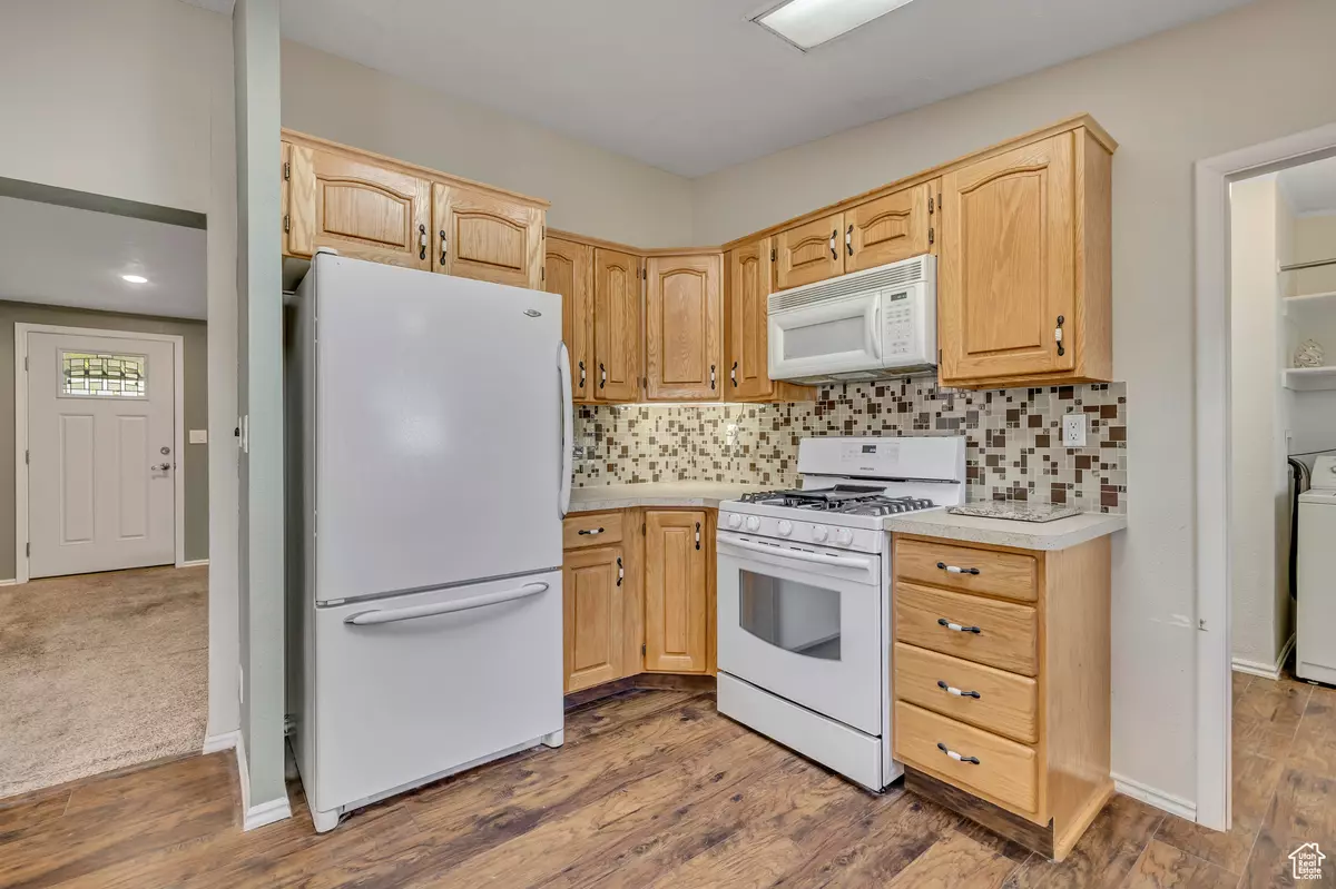 Sandy, UT 84070,11296 S HIDDEN VIEW LN E #239