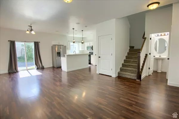 West Valley City, UT 84119,1587 W KINLOCH WAY