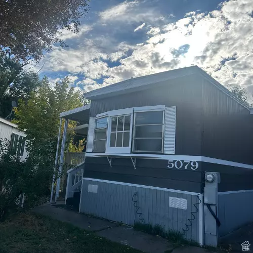 5079 S EL AMADOR CIR, Holladay, UT 84117