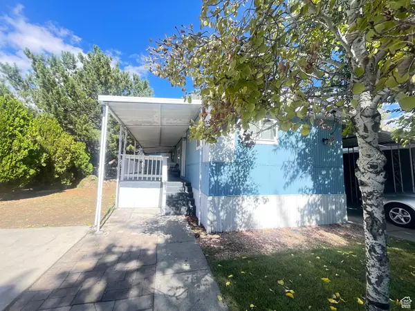 Salt Lake City, UT 84104,1594 W 400 S #75