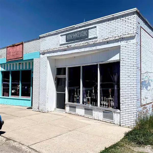 225 S MAIN ST, Soda Springs, ID 83276