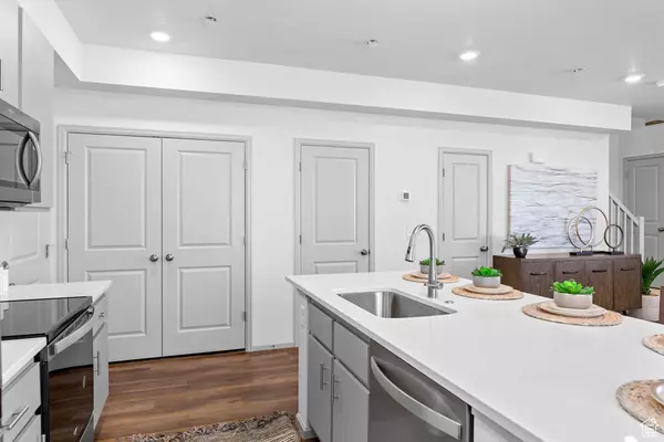 Saratoga Springs, UT 84045,104 N RIVERSIDE DR #113