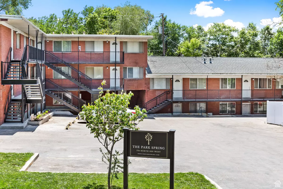 Salt Lake City, UT 84103,778 N 300 W