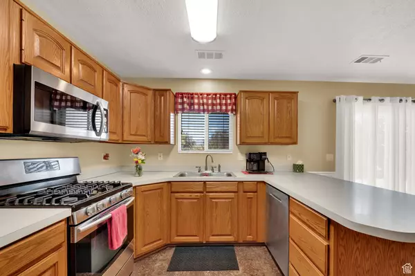 West Point, UT 84015,135 S 1525 W