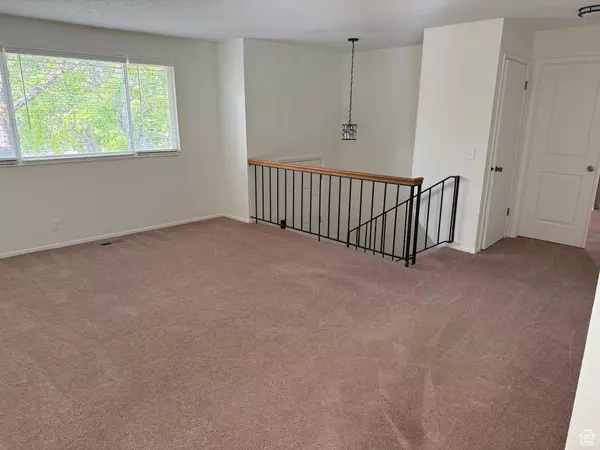 Cottonwood Heights, UT 84121,3184 BARNHILL BAY