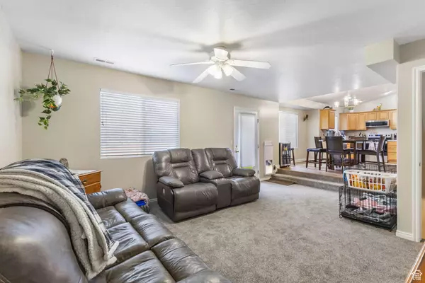 455 LINDY WAY, Tooele, UT 84074