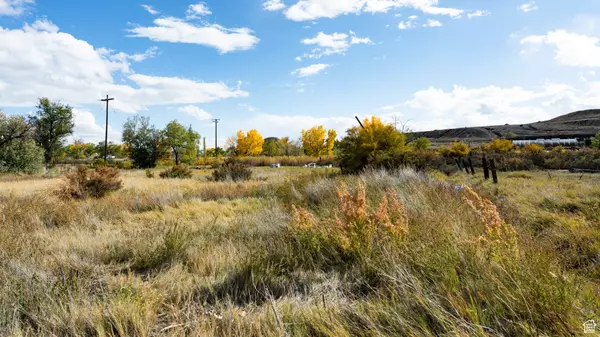 Price, UT 84501,806 S 400 E