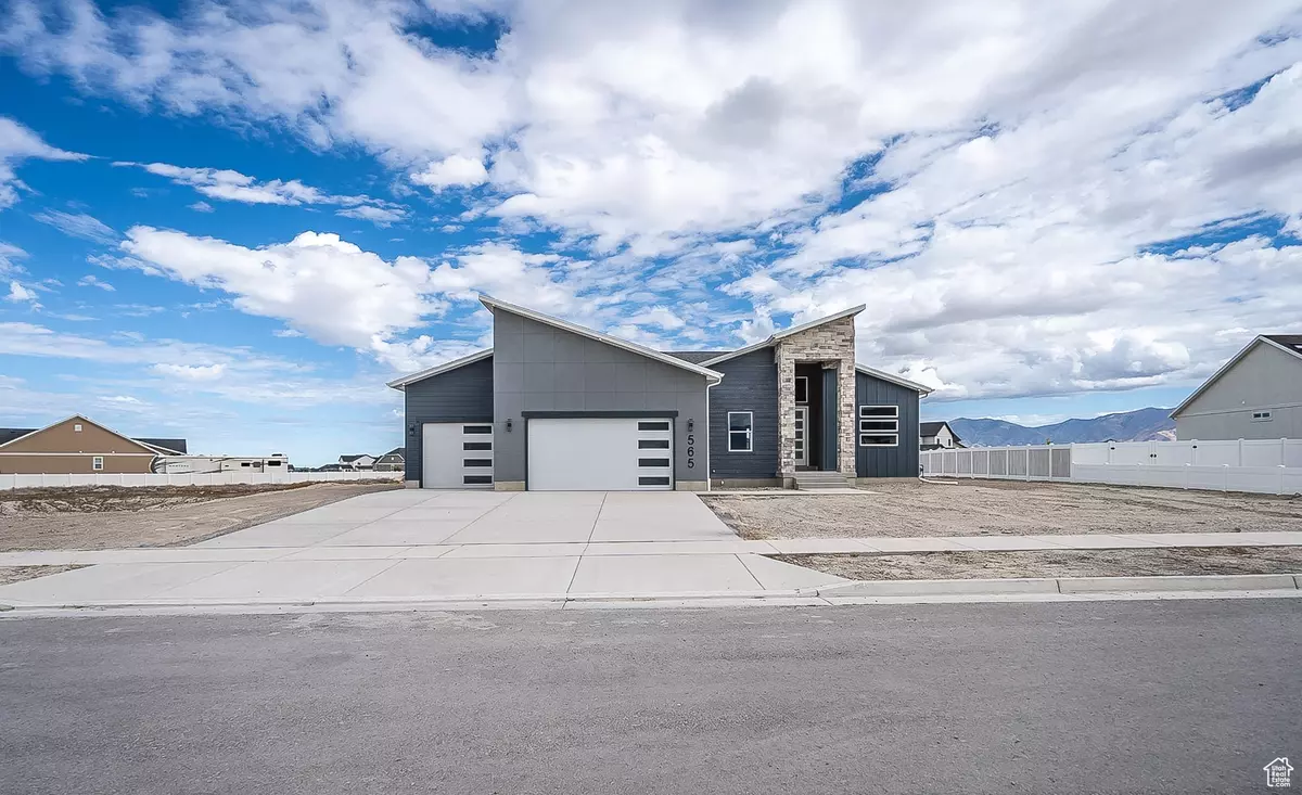 Grantsville, UT 84029,565 E OTTO LN #421