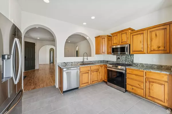 North Salt Lake, UT 84054,741 N SKIPTON DR