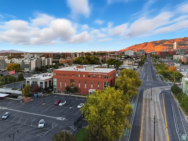 Salt Lake City, UT 84101,205 W 700 S