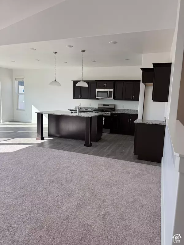 Tremonton, UT 84337,137 N 870 E #28