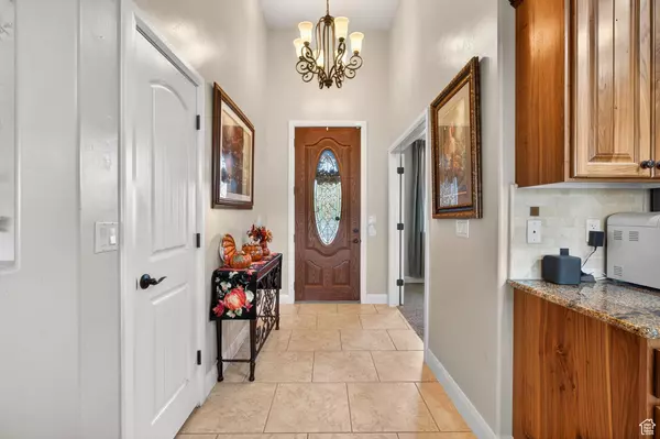 Washington, UT 84780,567 N LA RUTA DR