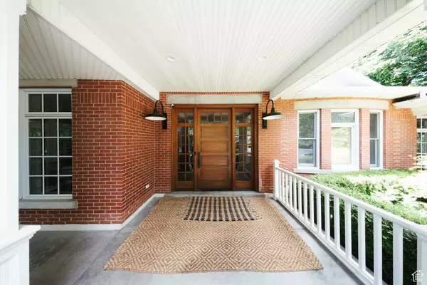 Holladay, UT 84117,1734 E SPRING LN