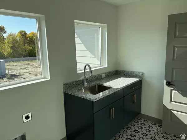 Woods Cross, UT 84087,1053 W LINDEN LN #34