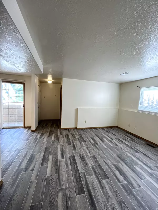 Ogden, UT 84404,165 MONROE BLVD