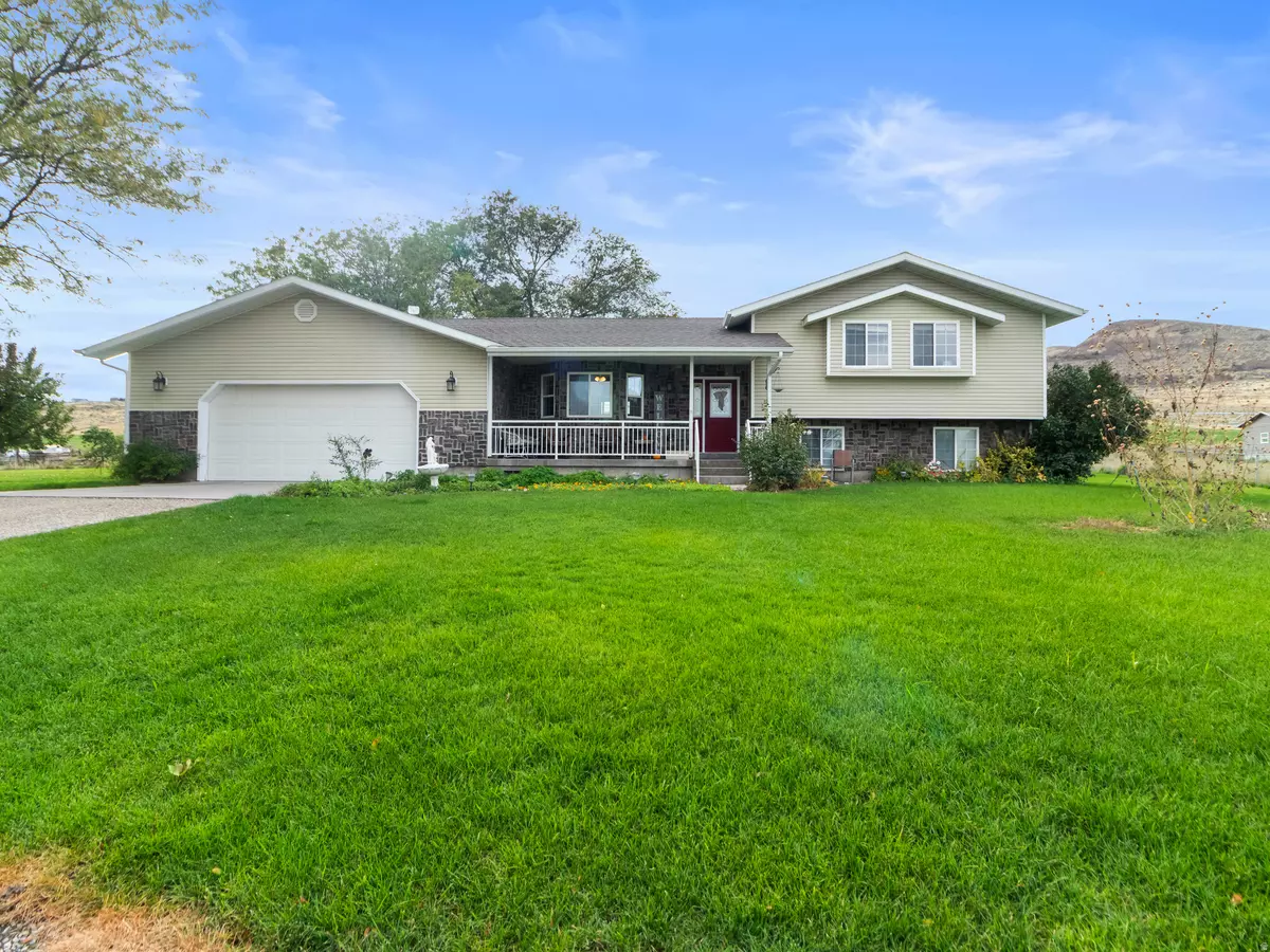 Thatcher, UT 84337,9515 N 11600 W