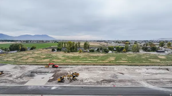 Elwood, UT 84337,5069 W 10200 N #5