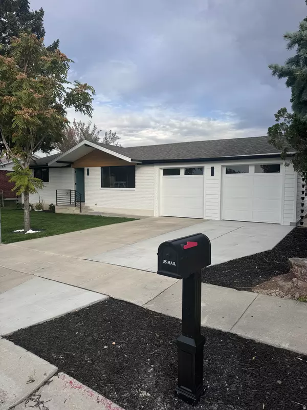 7645 S 1960 W, West Jordan, UT 84084