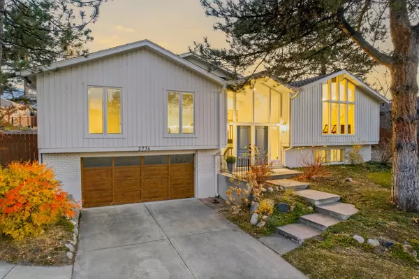 Sandy, UT 84093,2774 E ROBIDOUX RD S