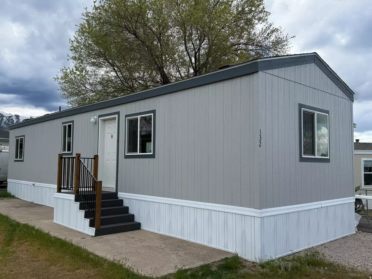 Layton, UT 84041,132 BARRINGTON WAY