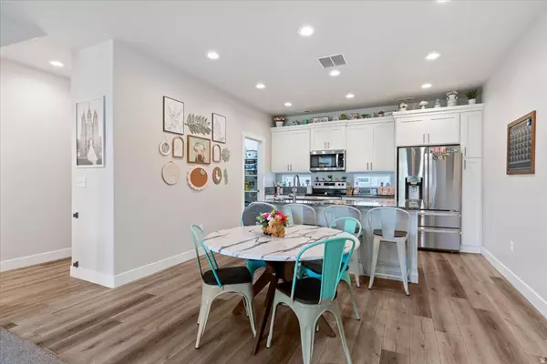 Clearfield, UT 84015,438 E DEPOT ST