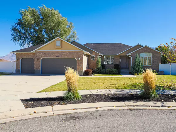 9909 S DREAM CIR W, South Jordan, UT 84095