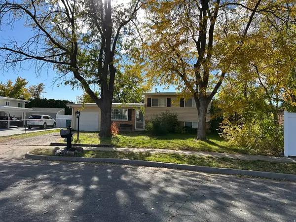 712 E ASPEN EAST DR, Layton, UT 84041