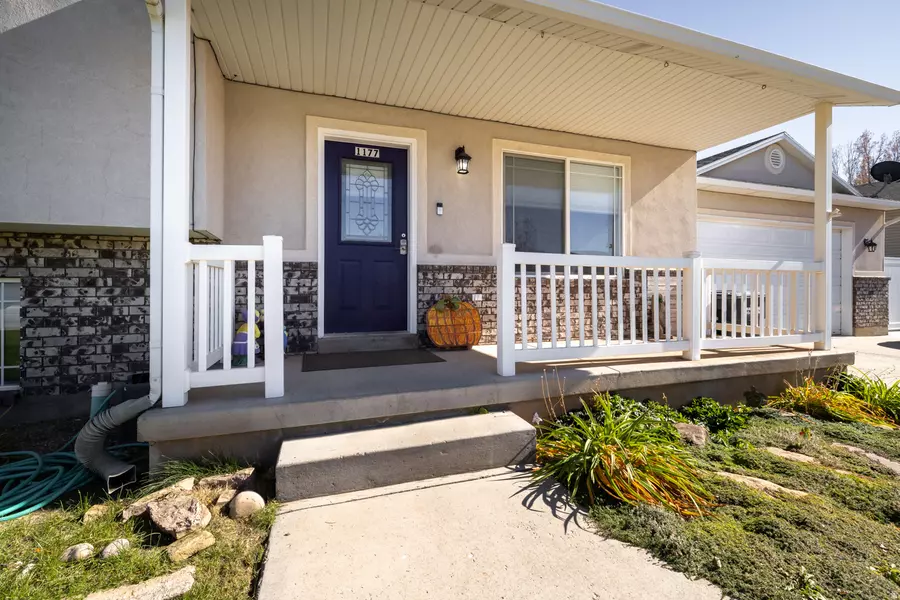 1177 S ASPEN LN W, Roosevelt, UT 84066
