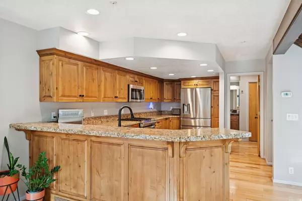 Park City, UT 84098,3061 W ELK RUN DR