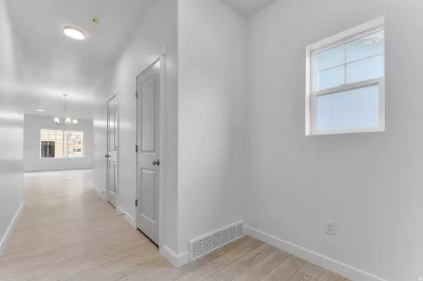 Magna, UT 84044,7816 W BLAWN WASH LN