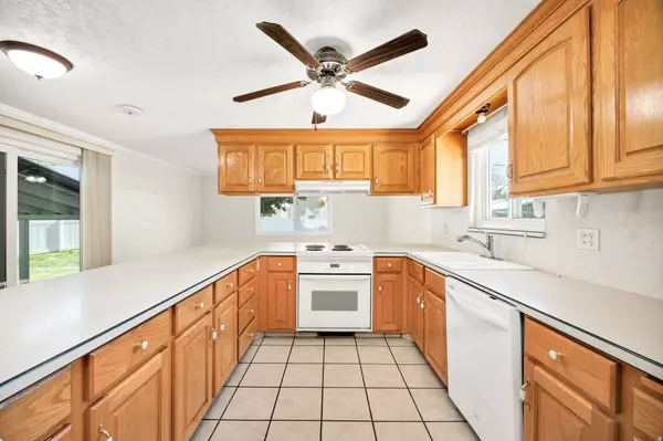 Logan, UT 84341,576 DOUGLAS DR