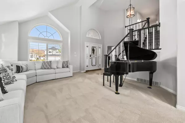 Sandy, UT 84092,2022 E TALL PINES WAY