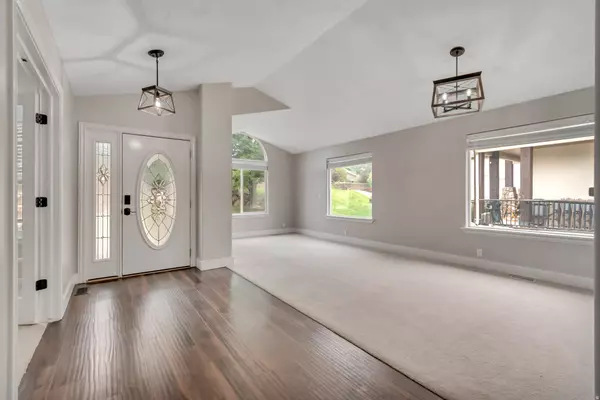 Sandy, UT 84092,2154 E WASATCH BLVD