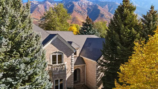 Sandy, UT 84092,1 PEPPERWOOD POINTE