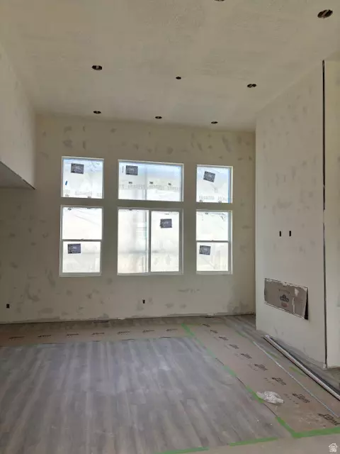 North Ogden, UT 84414,728 E MOUNTAIN ROAD N