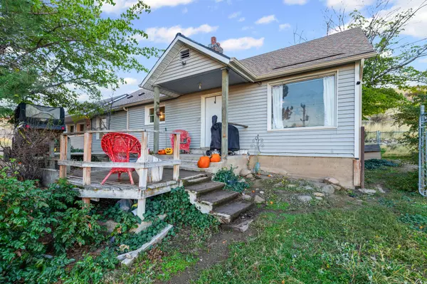 Payson, UT 84651,660 S GOOSENEST E