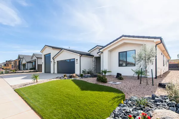 Hurricane, UT 84737,4861 W 2020 S