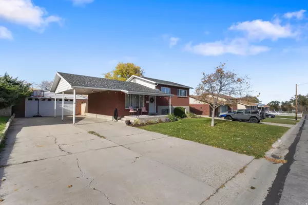 Magna, UT 84044,3390 S 8525 W