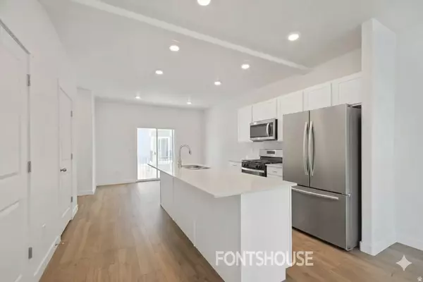 Eagle Mountain, UT 84005,3948 N COUGAR LN