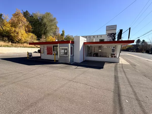 Millcreek, UT 84106,3667 S HIGHLAND DR E