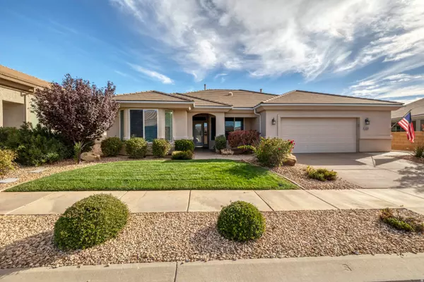 4593 S FLAMING ARCH DR, St. George, UT 84790