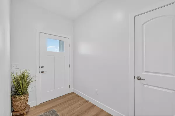 Saratoga Springs, UT 84045,1497 N SARATOGA VIEW LN LN #C