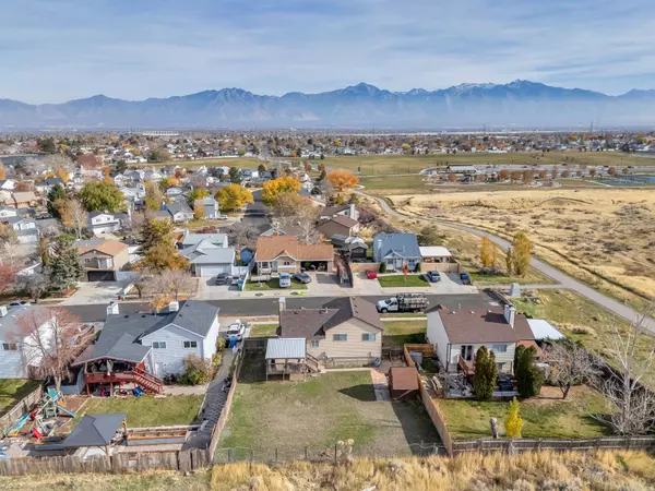 Salt Lake City, UT 84118,5988 S SUNSET VISTA DR