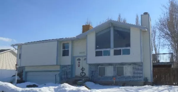 Stansbury Park, UT 84074,266 COUNTRY CLUB DR