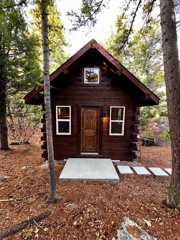 Lava Hot Springs, ID 83246,1 PINE DR #1