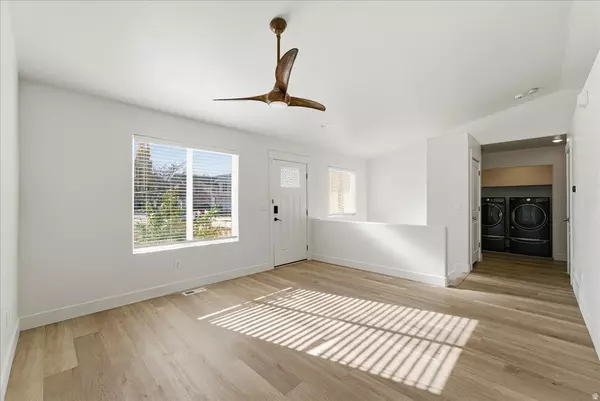 Tooele, UT 84074,804 W 620 S