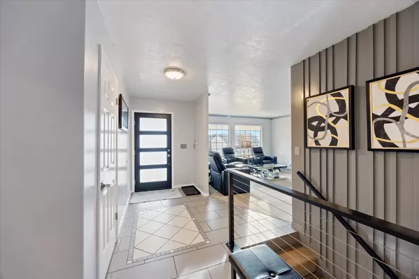 Sandy, UT 84092,1937 E WASATCH BLVD